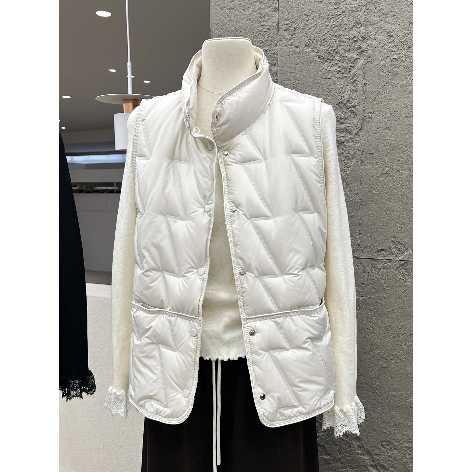秋冬C位单品立领白鸭绒马甲外套