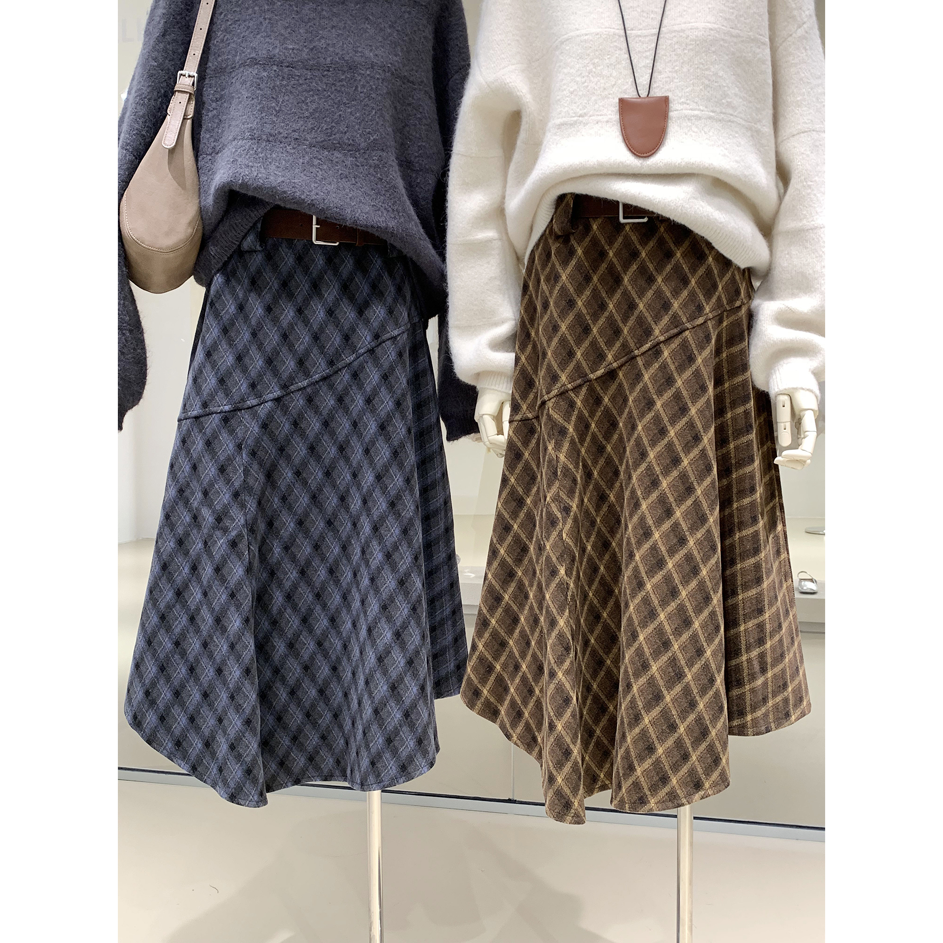 复古风垂坠灵动格子毛呢半身裙