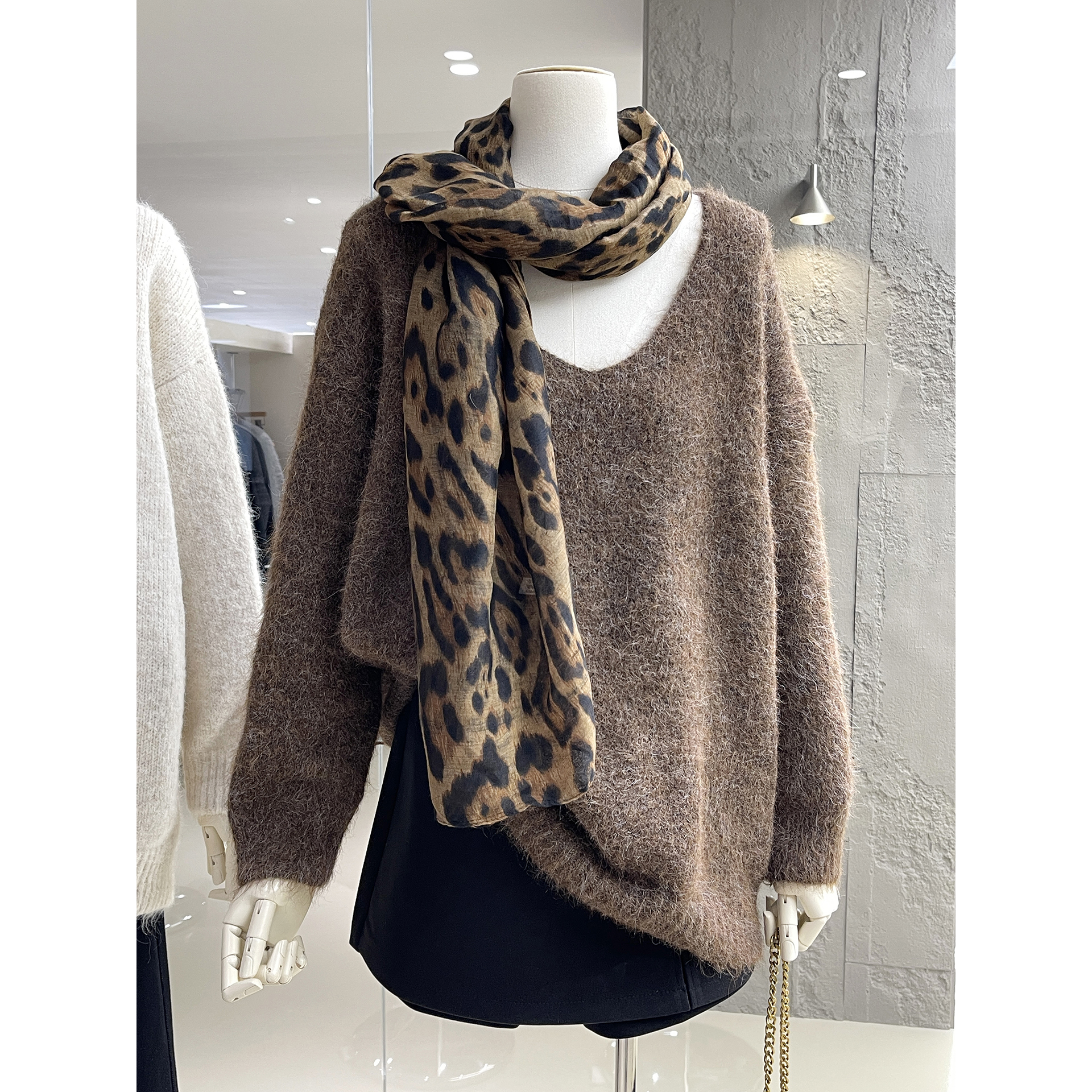 复古慵懒气质大V领毛衣针织衫女