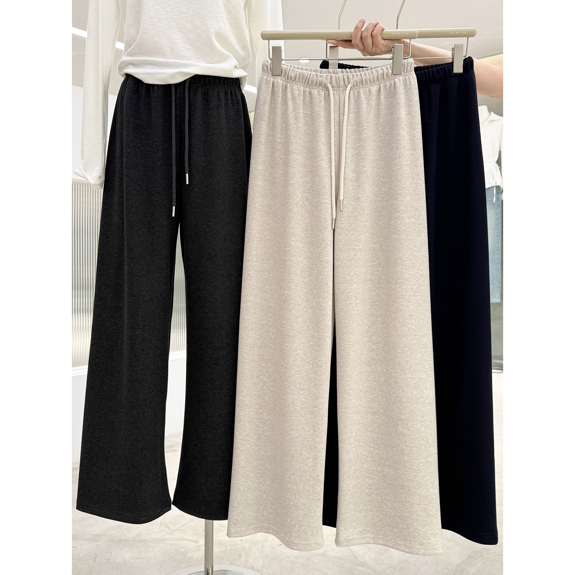 秋冬软糯舒适宽松直筒加绒休闲裤