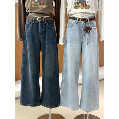 复古磨破做旧宽松直筒植绒牛仔裤