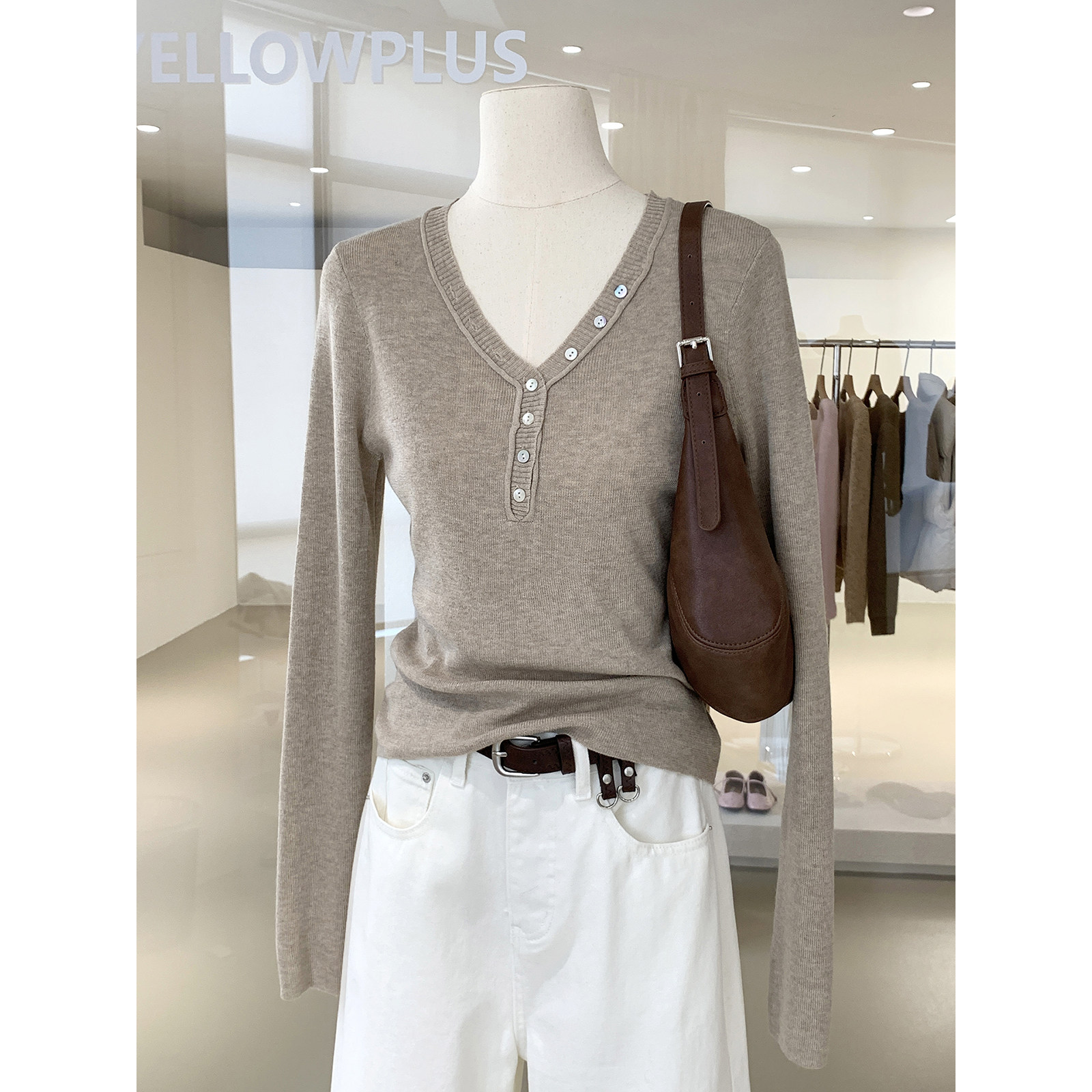 韩系小众半扣V领针织衫新款柔软舒适修身显瘦百搭叠穿简约风上衣,女装/女士精品,毛针织衫,淘宝优惠券,粉丝福利购,淘宝优惠卷