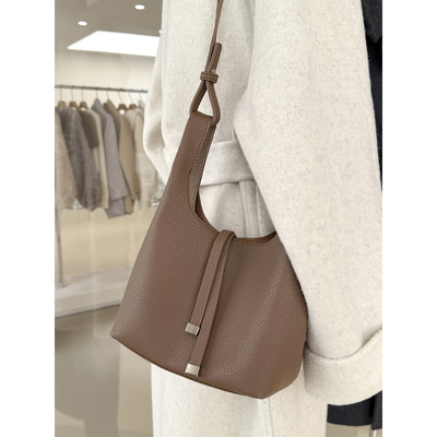 可爱又精致软皮菜篮子包包水桶包