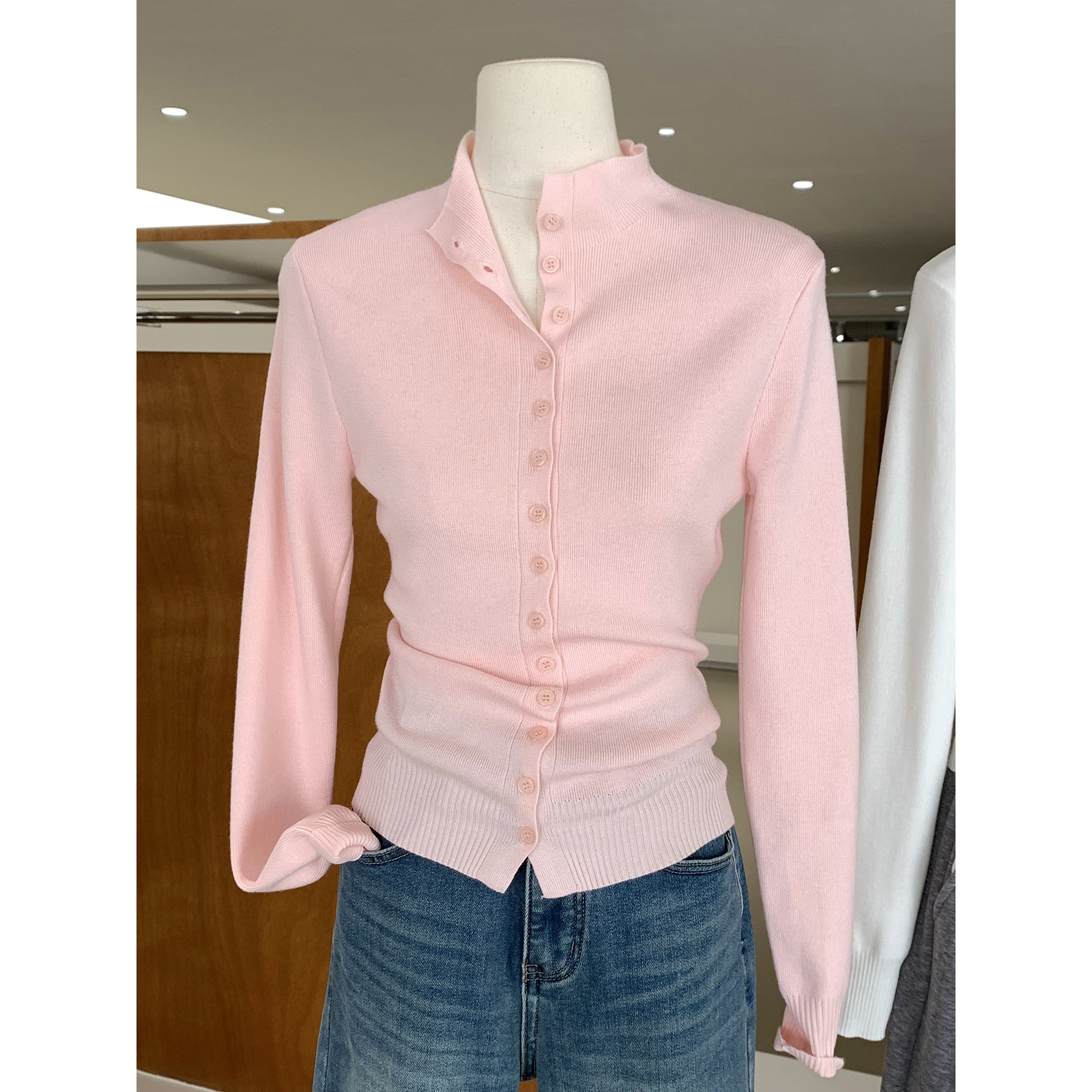 嘎嘎显瘦~辣妹风半高领针织开衫