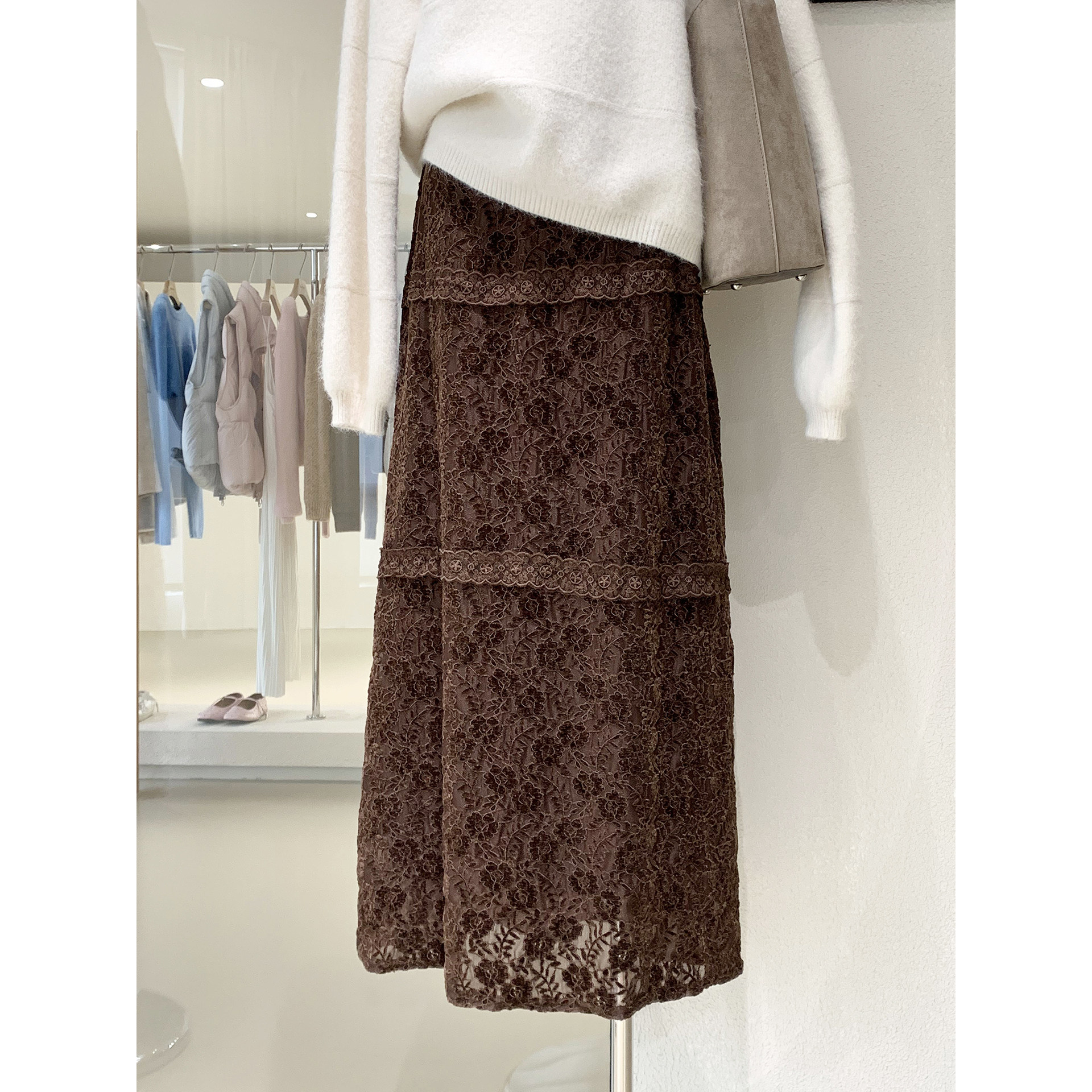 法式精致重工蕾丝钩花半身裙柔软垂坠加绒保暖复古约会裙秋冬穿搭