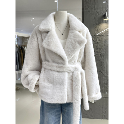 轻奢氛围翻领环保皮草外套配系带