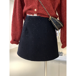 秋冬时髦精致重工钉珠亮片毛呢半身裙挺括有型高腰A字气质包臀裙