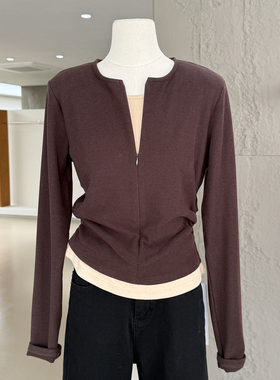 清仓捡漏不TUI不换！半拉链撞色假两件T恤舒适褶皱收腰上衣Q263