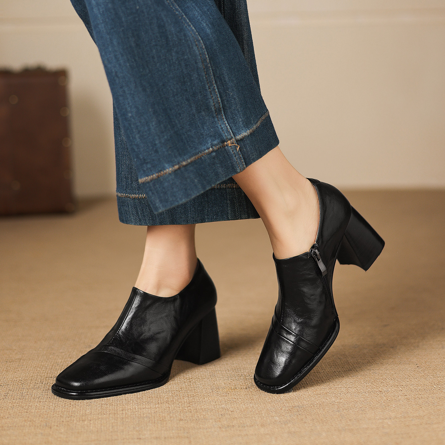 羊皮7cm高跟~复古风深口单鞋女侧拉链粗跟方头高跟通勤鞋日常百搭