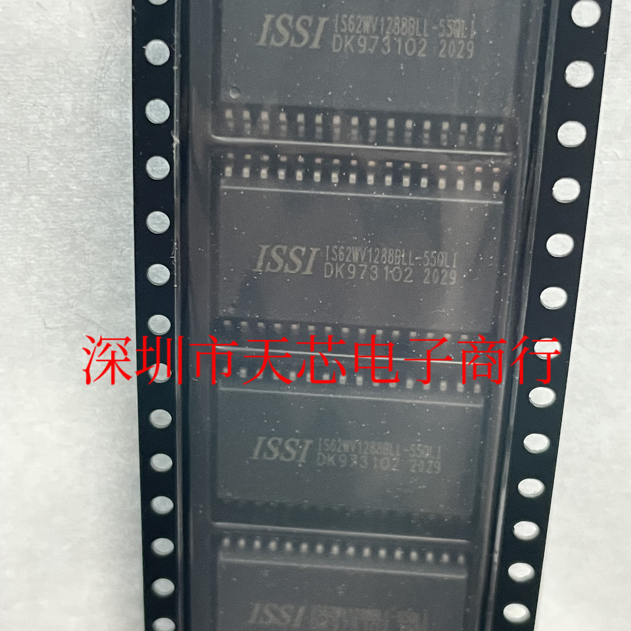 IS62WV1288BLL-55QLI SOP32 原装正品 质量保证