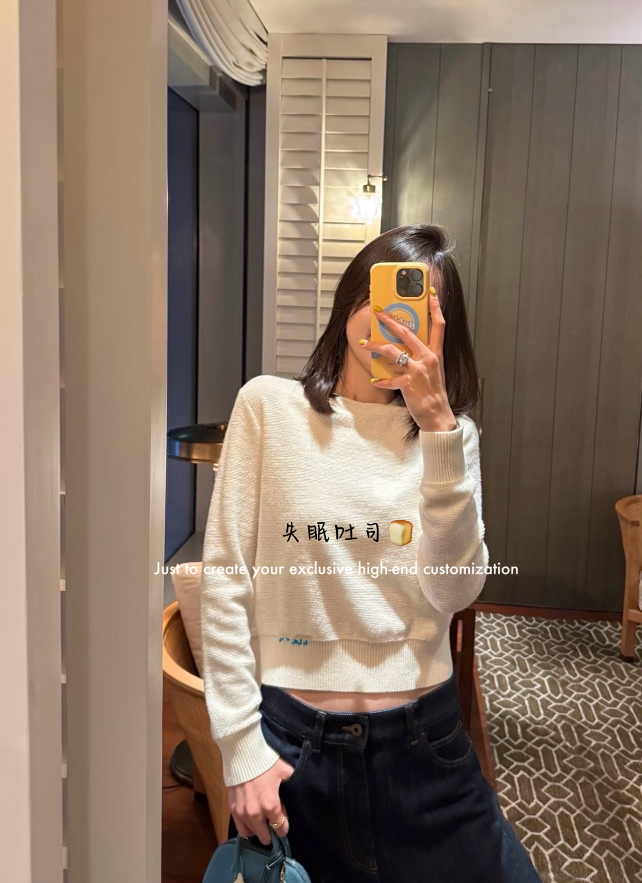 字母刺绣舒适圆领针织毛衣上衣女