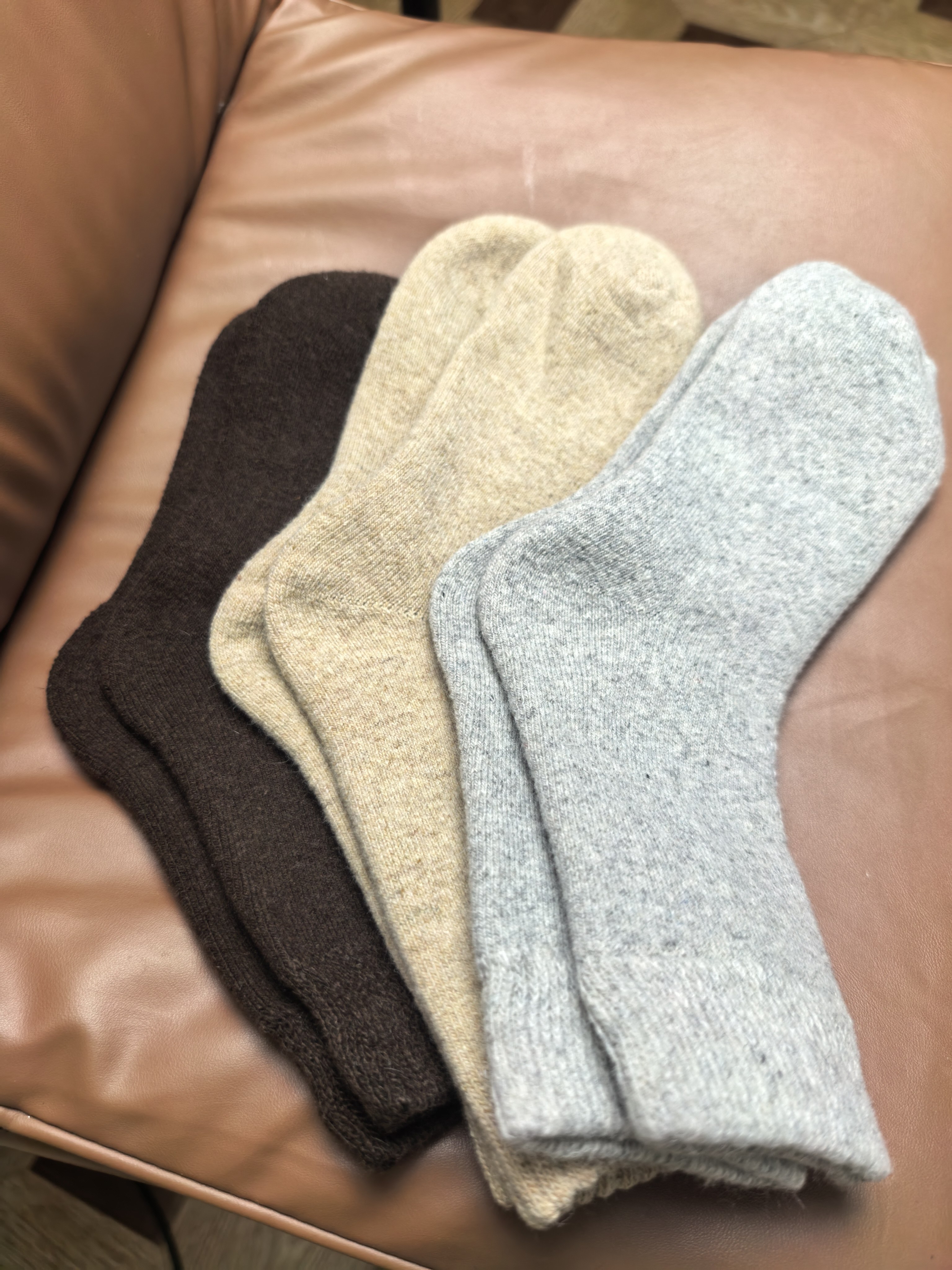 超厚舒适羊毛袜男女款中筒袜纯色长袜子零下30度东北可穿