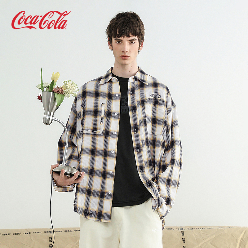 Coca-Cola镂空毛边破洞格子衬衫