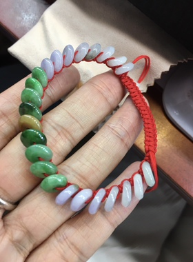 大人天然翡翠手绳，三彩色泽好，8.8x3mm，24颗