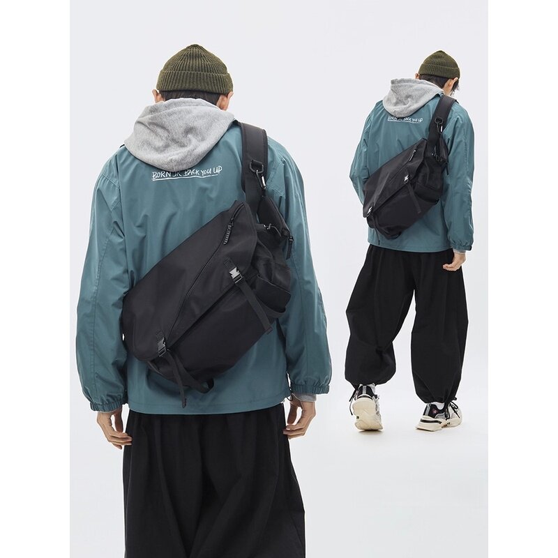 香港IT HKins斜挎包男款大容量机能风挎包男单肩包背包健身邮差包