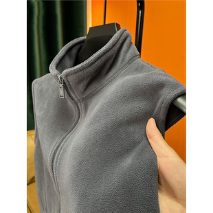 加绒加厚摇粒绒马甲男款冬季百搭无袖背心纯色拉链外套立领颗粒绒