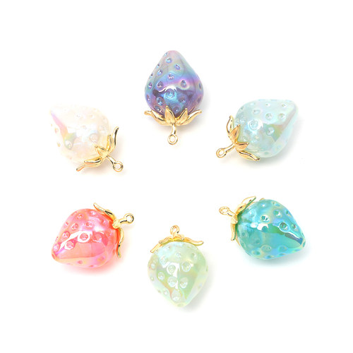 日本进口原创珠光炫彩草莓吊坠 镀金叶托 日系DIY手作饰品配件