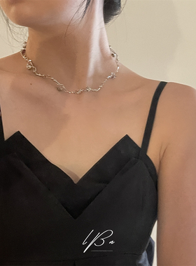 荆棘玫瑰！BOONE*同款锁骨链冷淡风小众设计高级感藤蔓项链13225