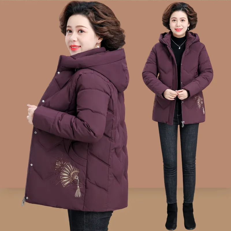 妈妈装大码加厚刺绣连帽棉服