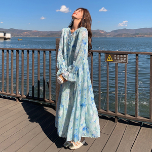 高个子蓝色法式海边度假风长裙到脚踝碎花连衣裙女宽松显瘦仙气春图片
