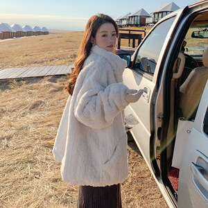 白色加厚小个子立领羊羔毛外套女冬新款韩系宽松炸街棉衣皮毛一体图片