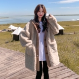 奶咖色