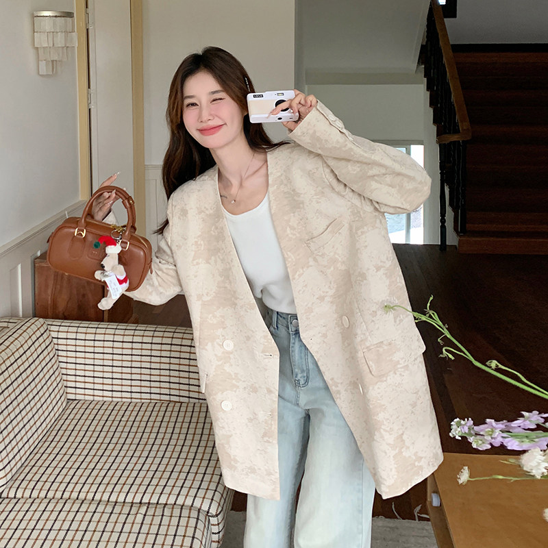 独特别致浮雕纹西装外套女2024初秋新款新中式设计感小众无领西服,女装西装,芭图娜