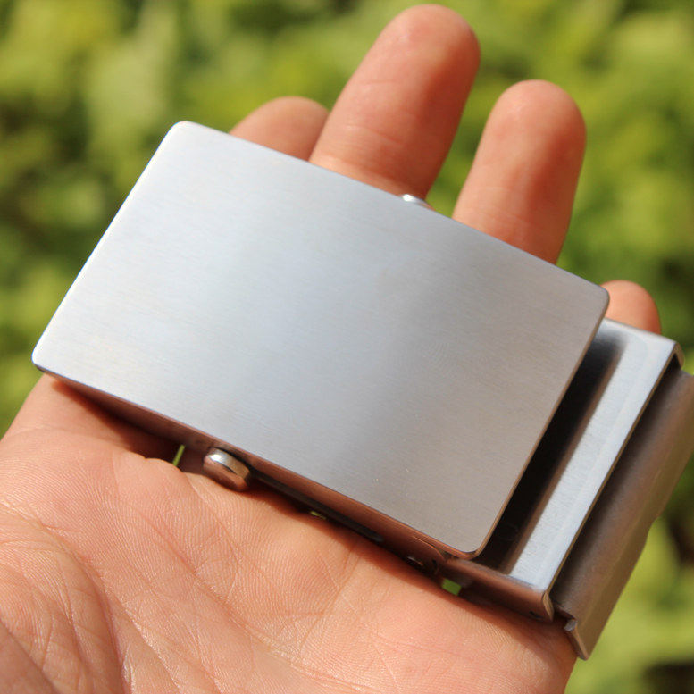 不锈钢滚轴皮带头无牙孔扣头纯钢腰带卡子男式裤带扣定制logo