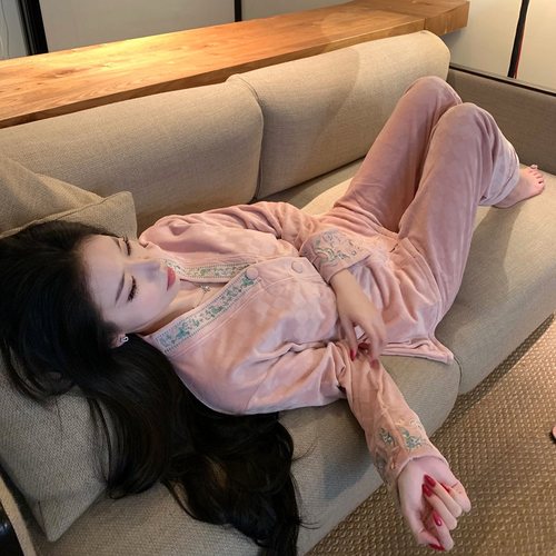 心动香氛 海岛绒睡衣女春秋款2026新款高级感纯欲风秋冬款家居服