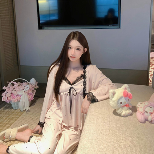 LAria温婉学姐 海岛绒2026新款长袖睡衣女秋冬季波点薄绒家居服