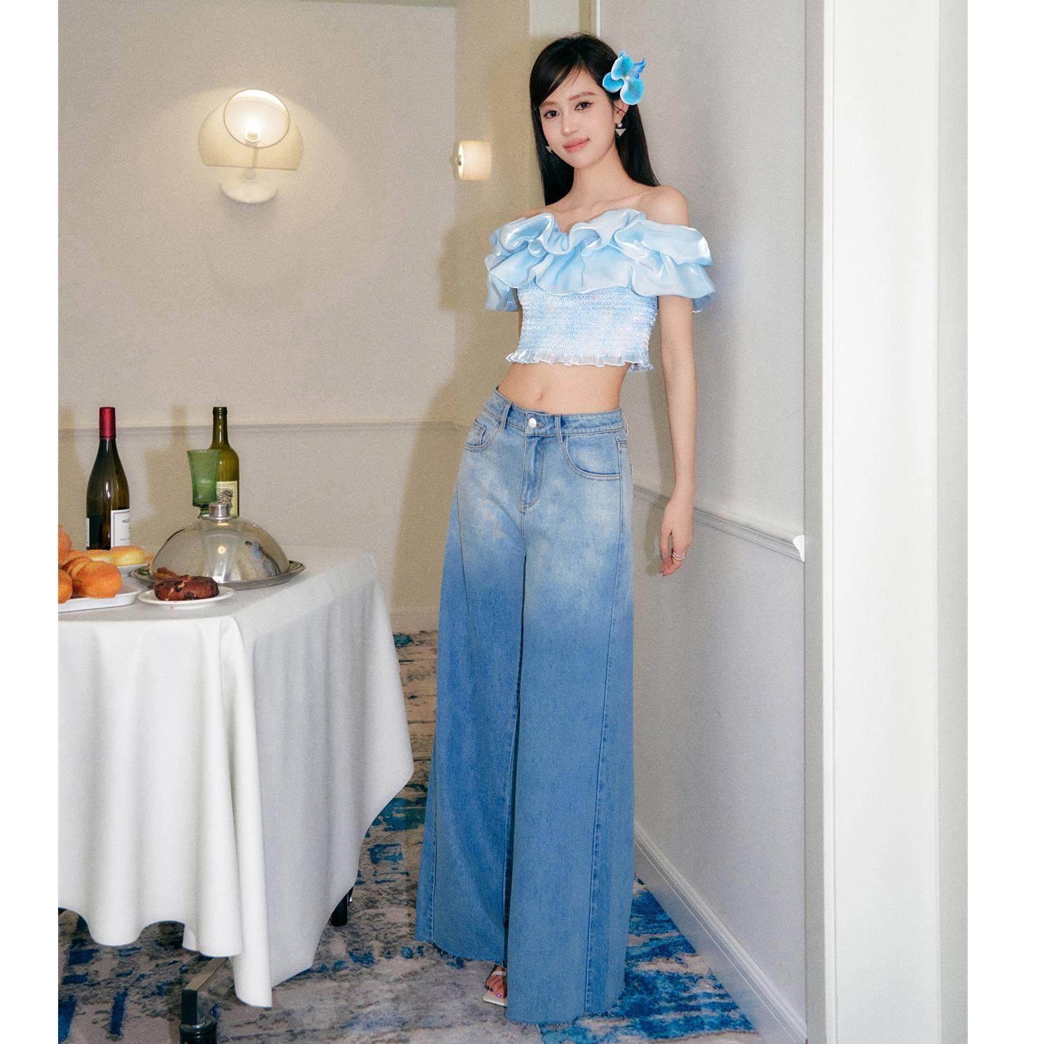 three quarters 24新款云朵捏褶抹胸打揽上衣阔腿牛仔裤