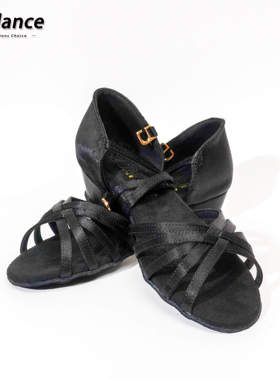 SZDACNE少儿基础款缎面黑色舞鞋拉丁舞女童SC01D3