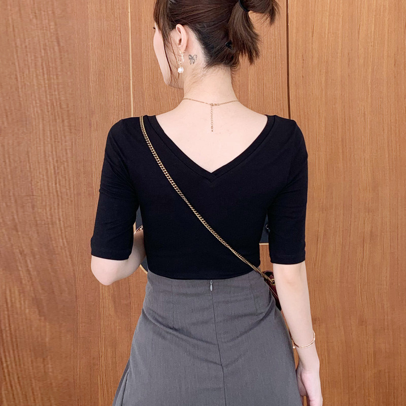 前后大双V领露背五分中袖t恤女图片