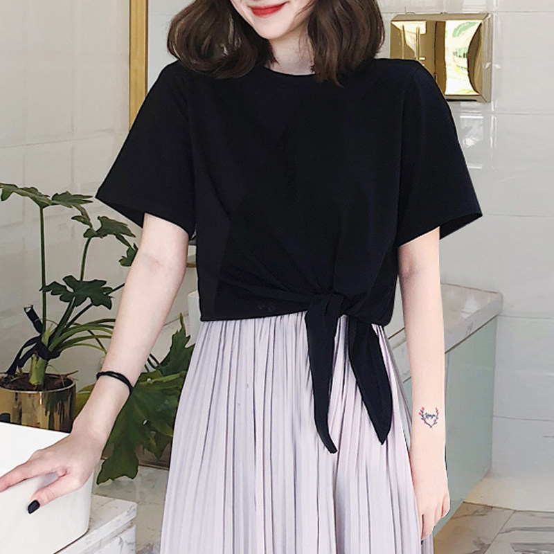 黑色短袖t恤2026年新款女夏宽松短款露肚脐体恤镂空后背绑带上衣