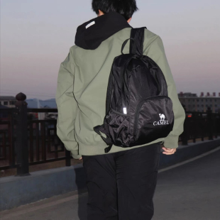 骆t户外轻便休闲双肩背包便携折叠包超轻简约户外双肩包