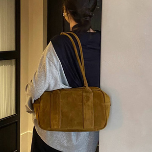 磨砂牛皮腋下包欧洲站真皮女包2026秋冬款时尚复古方形手提单肩包