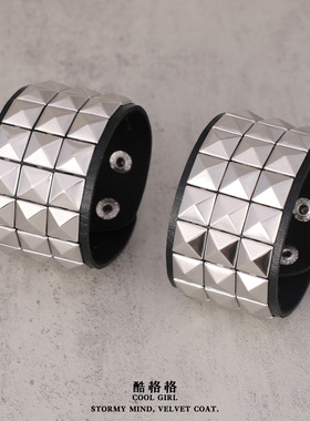 朋克哥特铆钉宽版音乐节手镯