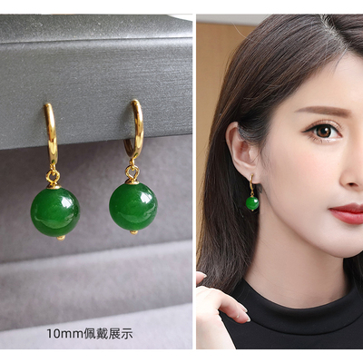 油青碧玉翡翠色天然绿玉髓耳环1