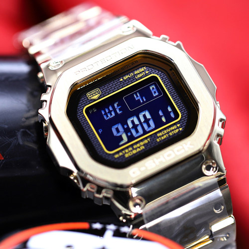 35周年卡西欧潮男双显腕表