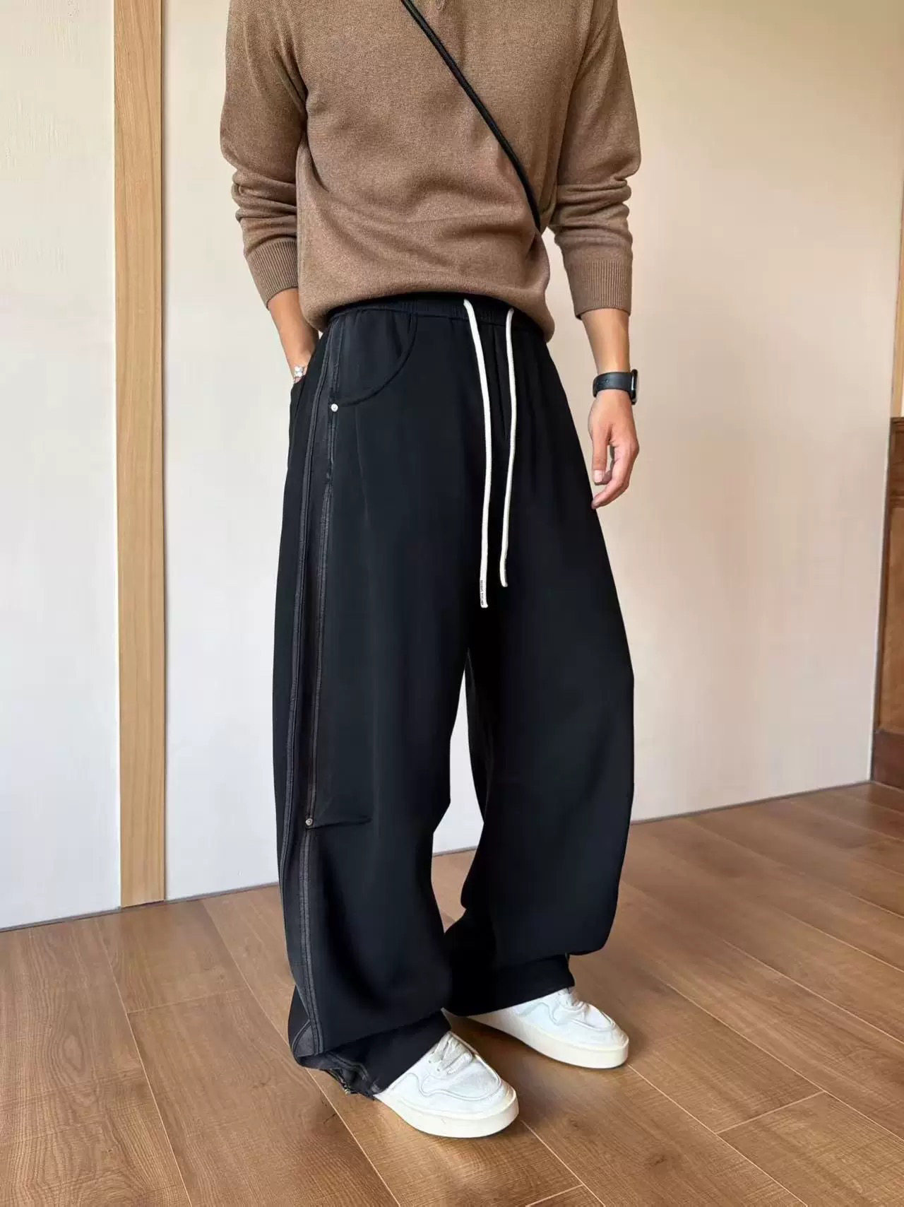 设计感侧边不规则解构卫裤男2026秋冬新款直筒裤阔腿运动裤潮流帅