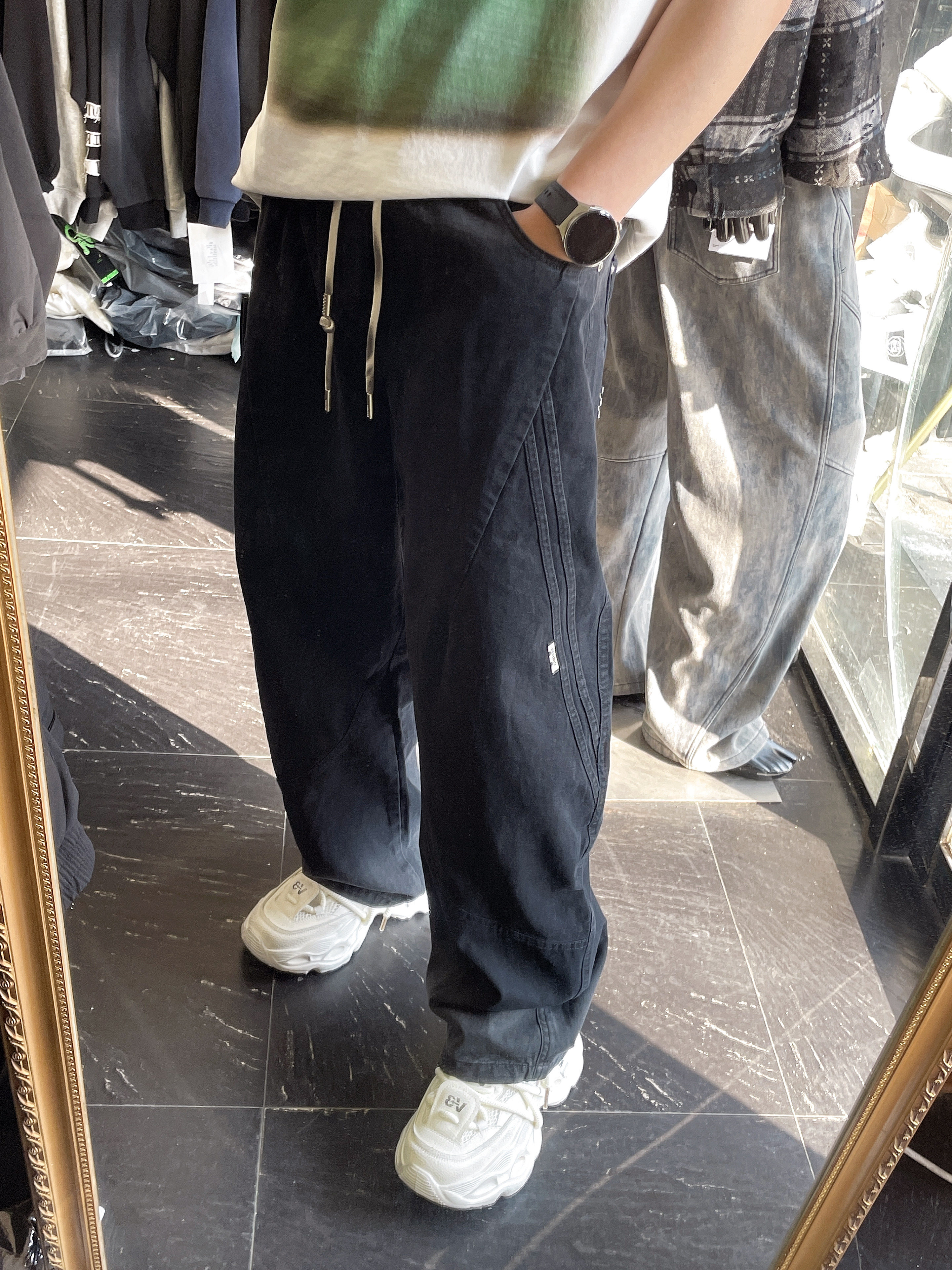 高订款潮牌痞帅风男士休闲裤春夏薄款水洗渐变宽松阔腿抽绳牛仔裤