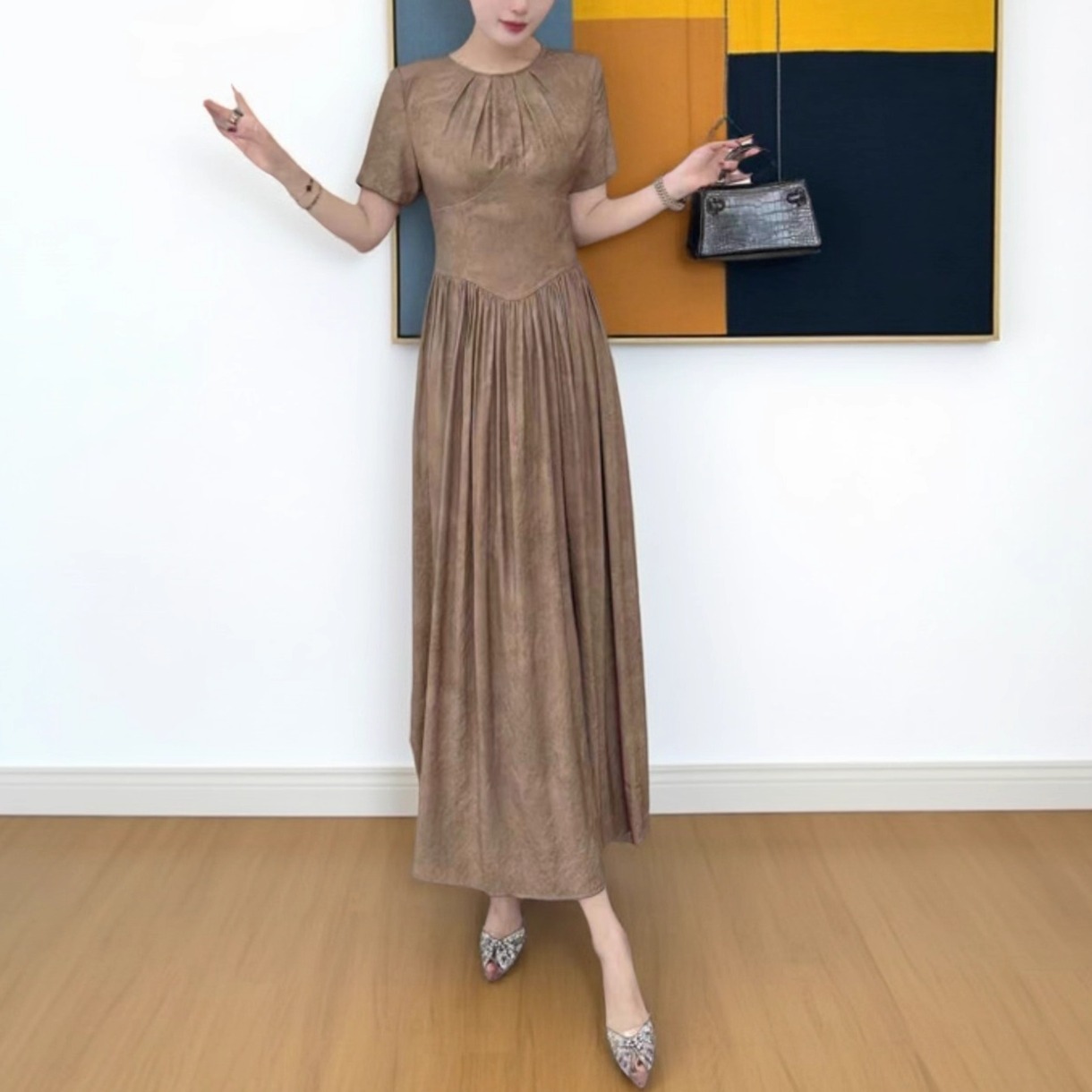 246440高端超值精品女装气质女人味洋气夏加长款套头短袖连衣裙