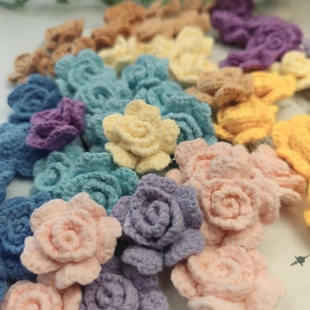 芭比玫瑰 DIY手钩花毛线编织花朵服装辅料胸花饰品材料手工花4CM