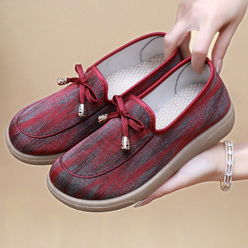 春季老北京布鞋女软底防滑一脚蹬中老年人布鞋舒适久站不累妈妈鞋