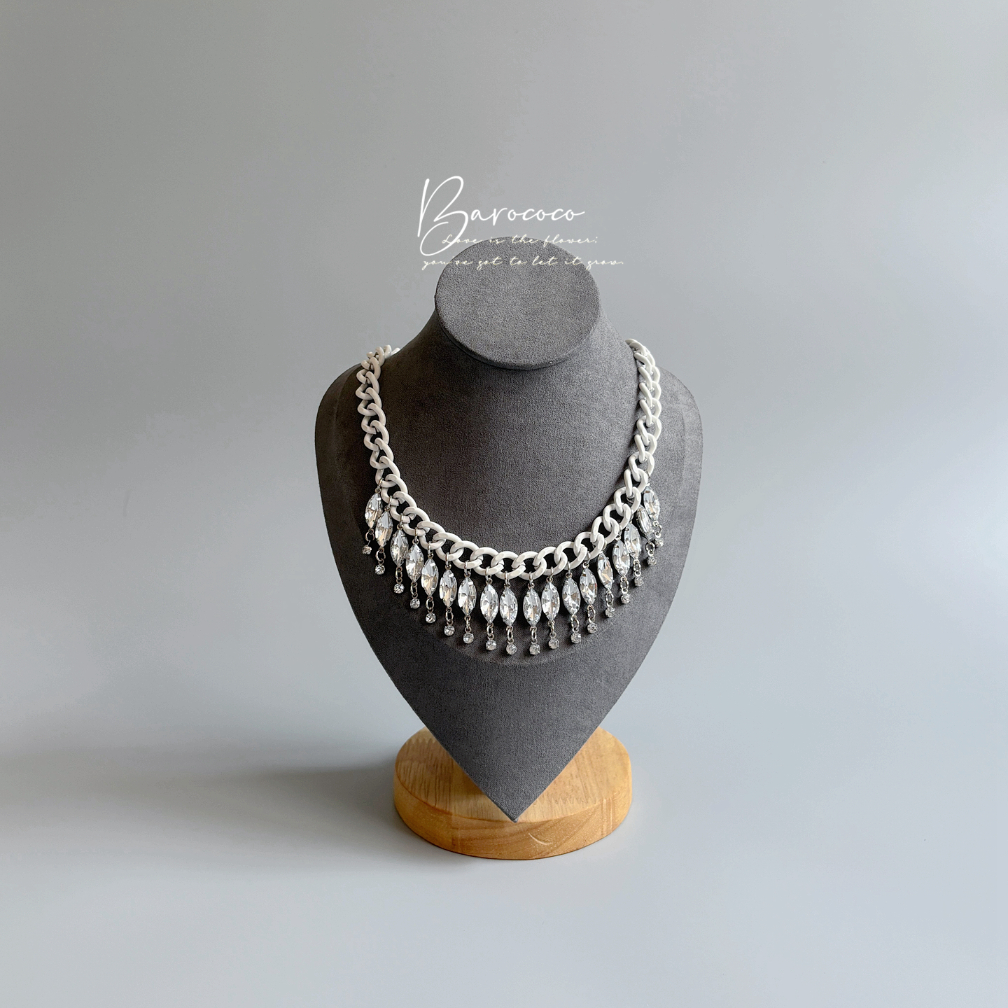 法式小众复古钻饰流苏项链英国AS0S超显气质的白色锁链项链短款女