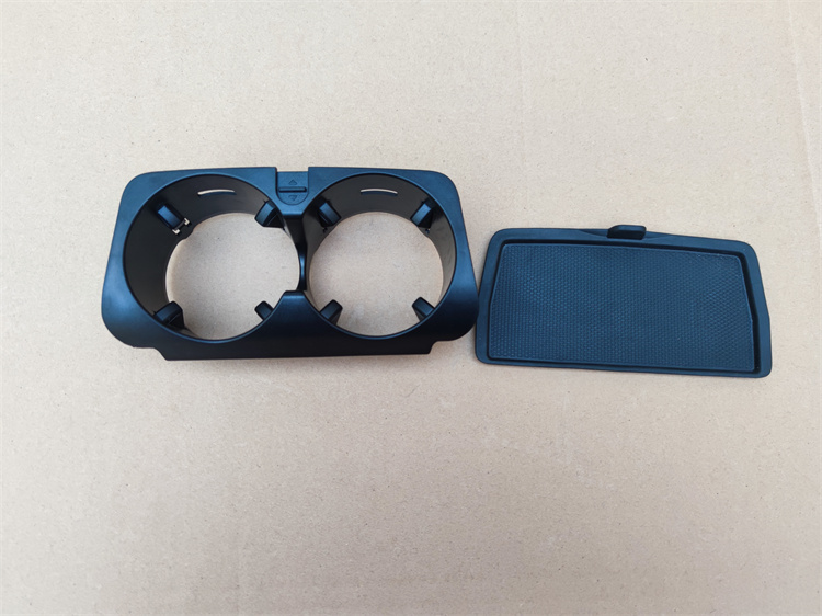 奔驰威霆扶手箱水杯c200e200