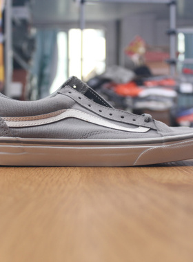 首尔的米家VANS男款女款OLD SKOOL灰白色帆布滑板鞋VN0A81Z9M4D
