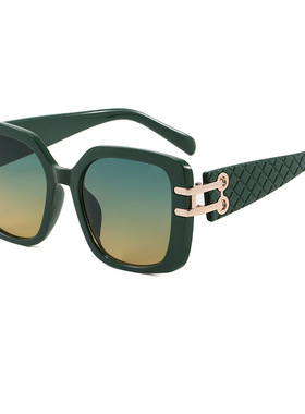 （跨境货源欧美东南亚中东）2026新款墨镜男女太阳镜批厂家直销