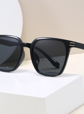 （实体店货源）2025韩版新款墨镜复古黑色高级感ins偏光镜太阳镜