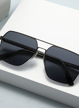 （实体店货源）太阳镜女高级感尼龙变色偏光墨镜日夜两用男夜视镜